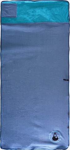 Wave Hawaii Beach Towel ' Tres ' in Blue: front