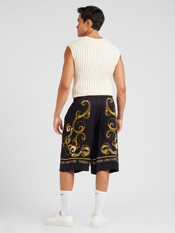 Versace Jeans Couture Loosefit Shorts in Schwarz