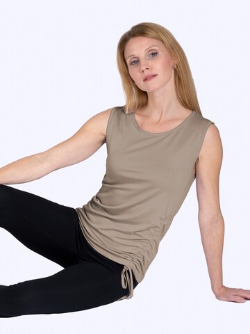 Magadi Sporttop 'Diana'‌‌‌‌‌‌ in Beige