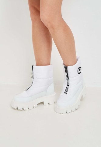 CESARE GASPARI Snow boots in White