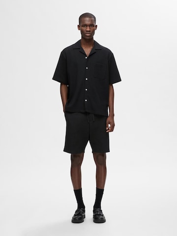 SELECTED HOMME Comfort fit Button Up Shirt 'CASPER' in Black
