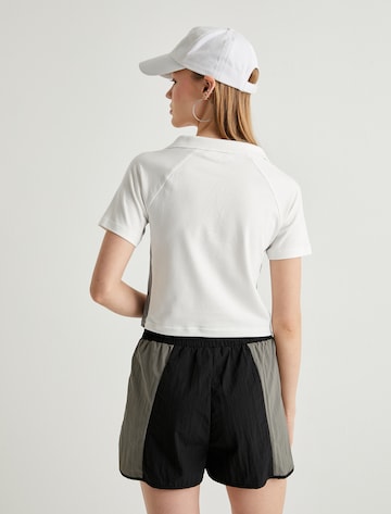 Koton T-shirt in Weiß