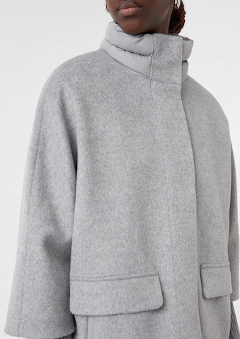 Manteau d’hiver COMMA en gris