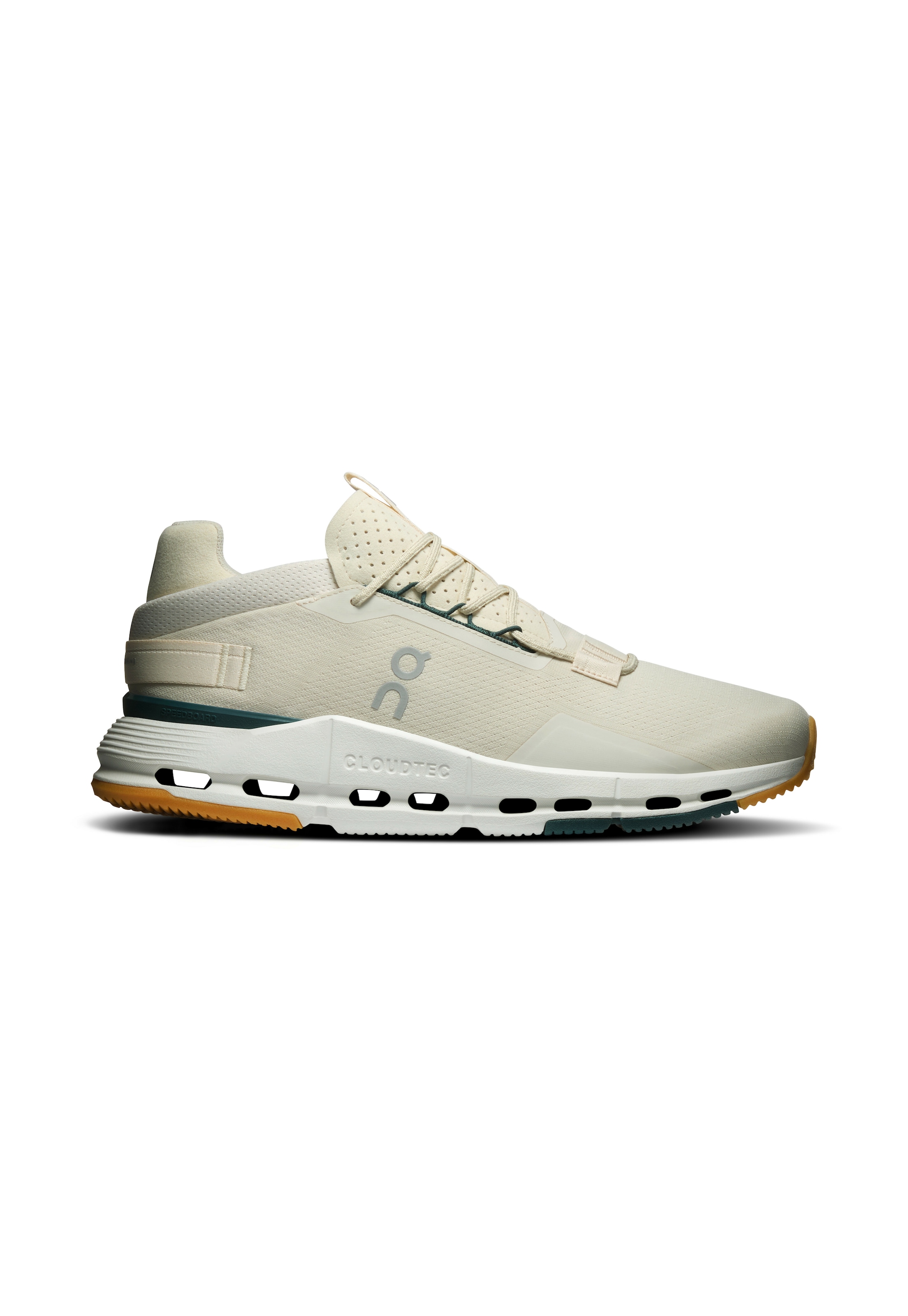 On Platform trainers 'Cloudnova 2' in Beige