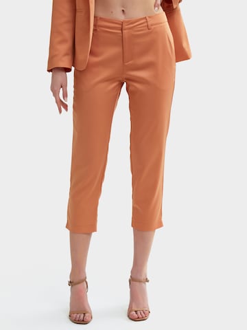 Influencer Slim fit Trousers in Orange: front