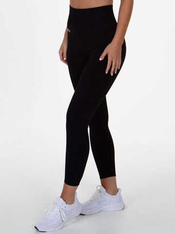 Divina Slimfit Sporthose 'Nani' in Schwarz