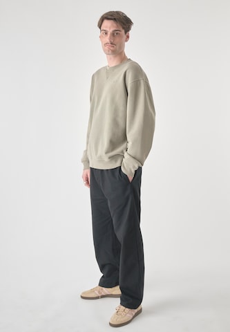 Cleptomanicx Sweatshirt 'Ligull Washed' in Grün