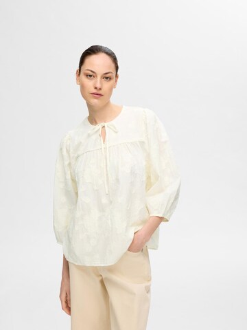 Chemisier 'CORINA' SELECTED FEMME en blanc