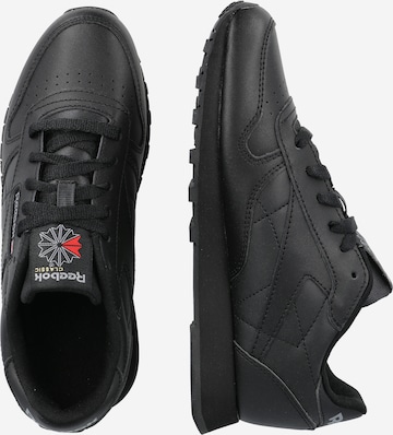 Reebok Sneakers in Black