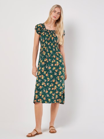 Robe Apricot en vert