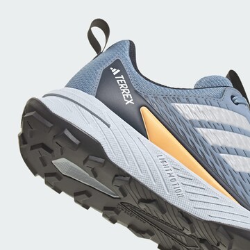 Chaussure basse 'Tracefinder' ADIDAS TERREX en bleu