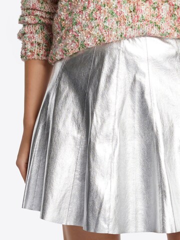 Rich & Royal Skirt in Silver