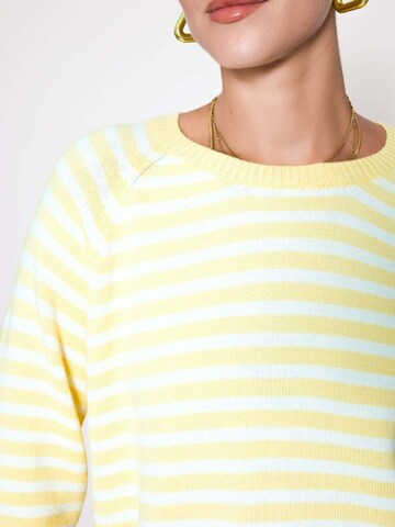 SASSYCLASSY Pullover‌‌‌‌‌ in Gelb