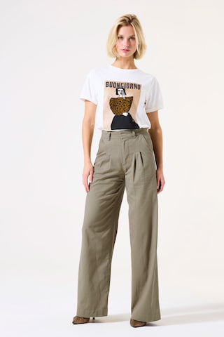 GARCIA Wide leg Παντελόνι πλισέ σε πράσινο: μπροστά