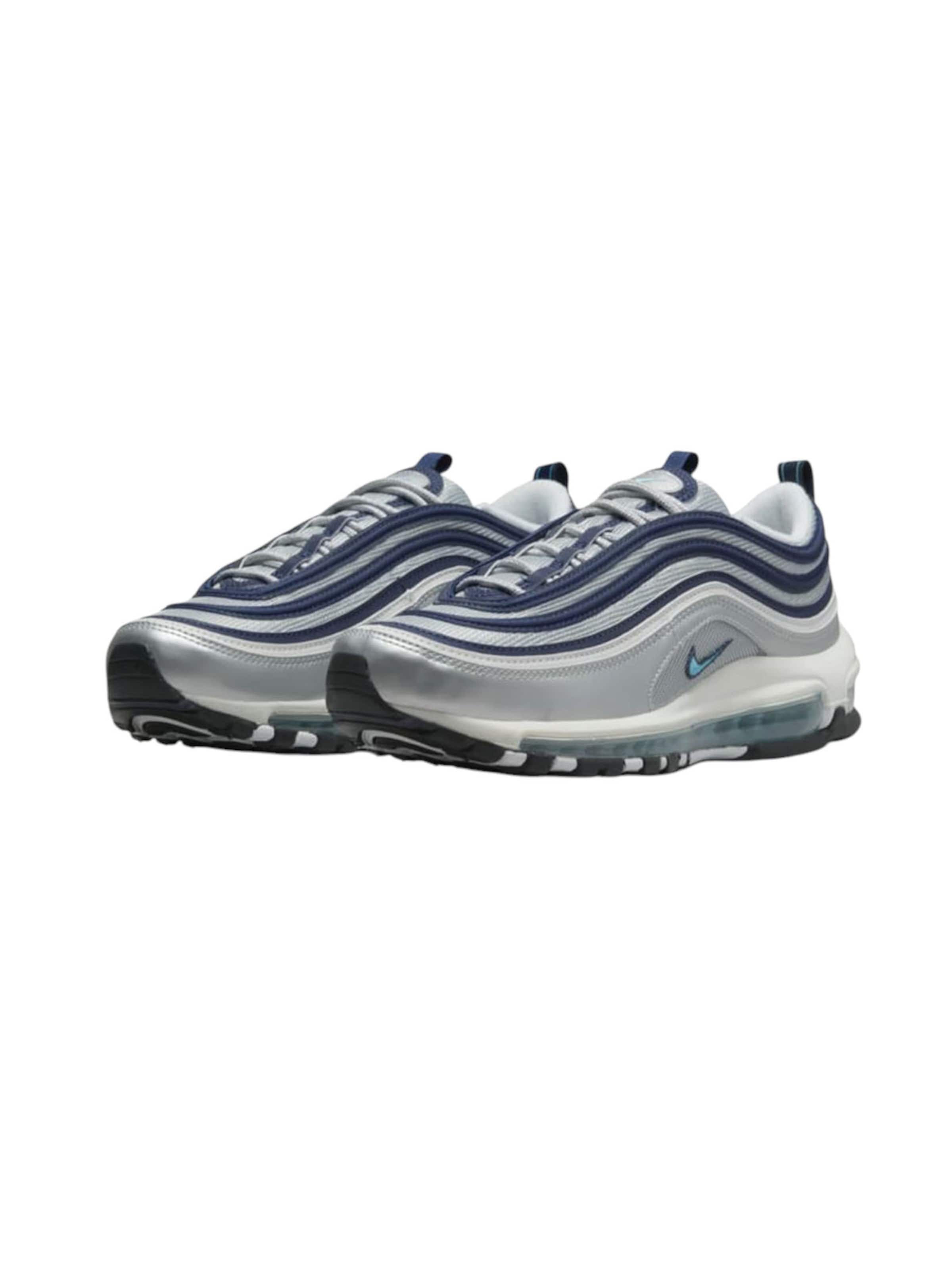 Baskets basses Nike Sportswear en mélange de couleurs