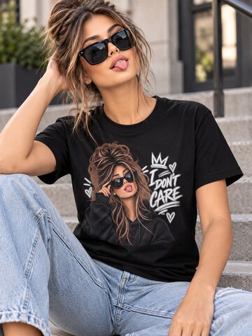 Printdistrict.dk T-shirt 'I Don't Care' i svart