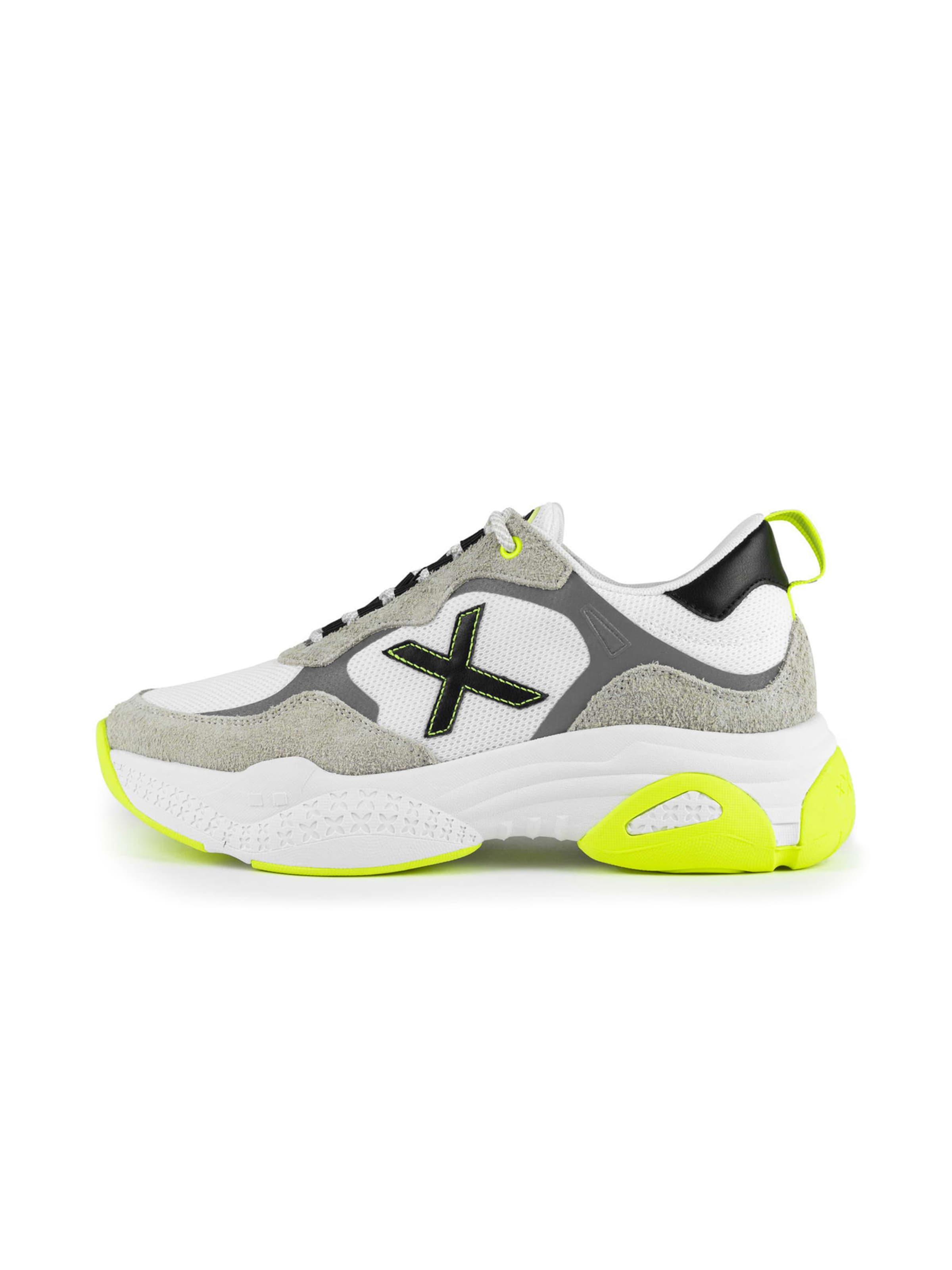 MUNICH Platform trainers 'SABBIA' in White: front