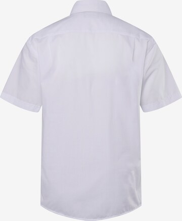 Coupe regular Chemise Boston Park en blanc