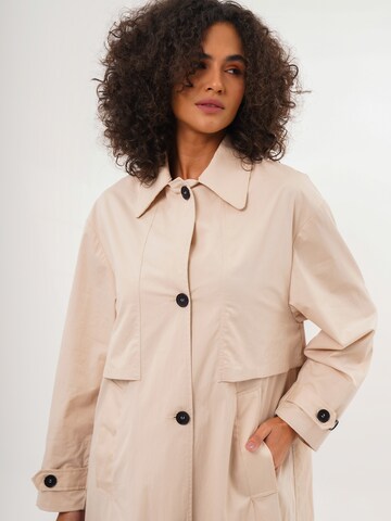 FRESHLIONS Between-seasons coat 'Cecilia' in Beige