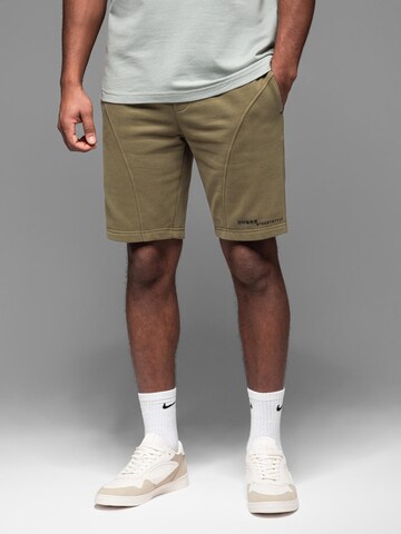 Ombre Regular Trousers in Green: front