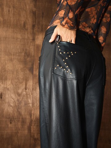 Loosefit Pantaloni di Rockett St George in nero