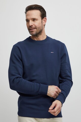 FQ1924 Sweatshirt 'Aldwin' in Blauw: voorkant