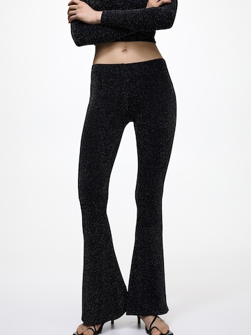Pull&Bear Flared Pants in Black: front