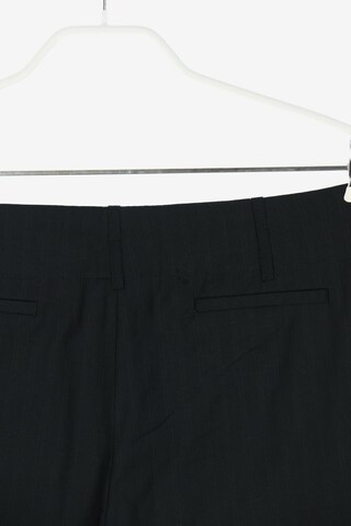 Caroll Hose L in Schwarz