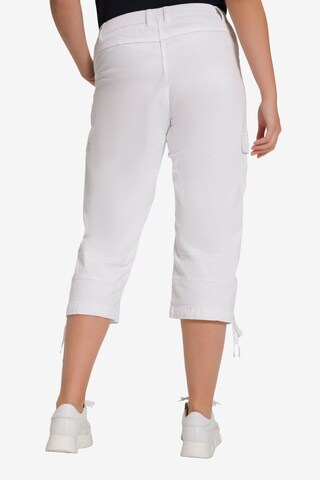 Regular Pantalon cargo Ulla Popken en blanc