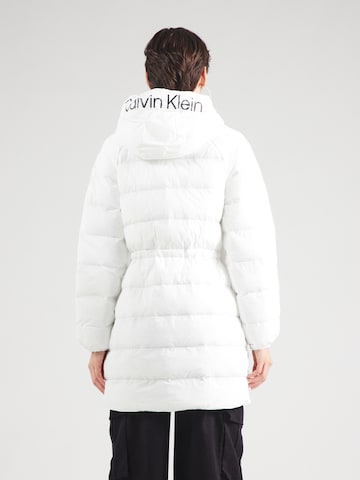 Calvin Klein Jeans Mantel in Weiß