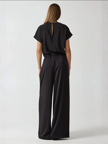 Tuta jumpsuit di Hiccup in nero