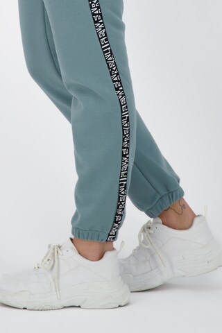 Alife and Kickin Tapered Broek in Blauw