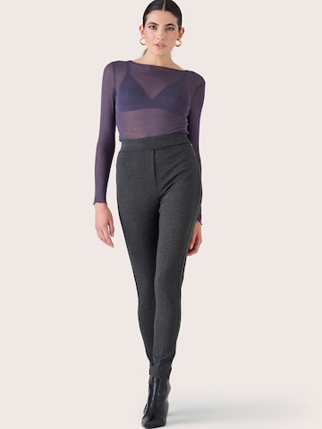 Camomilla Italia Slimfit Broek 'Kellya' in Grijs