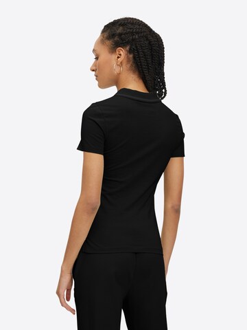 Maglietta ' LEUBEN' di FILA in nero