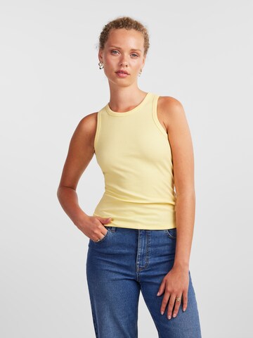 PIECES Top 'PCRuka' in Yellow: front