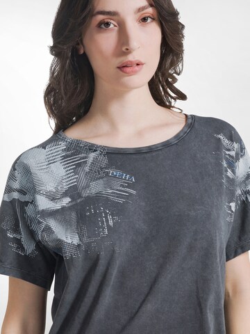 Maglietta di DEHA in nero