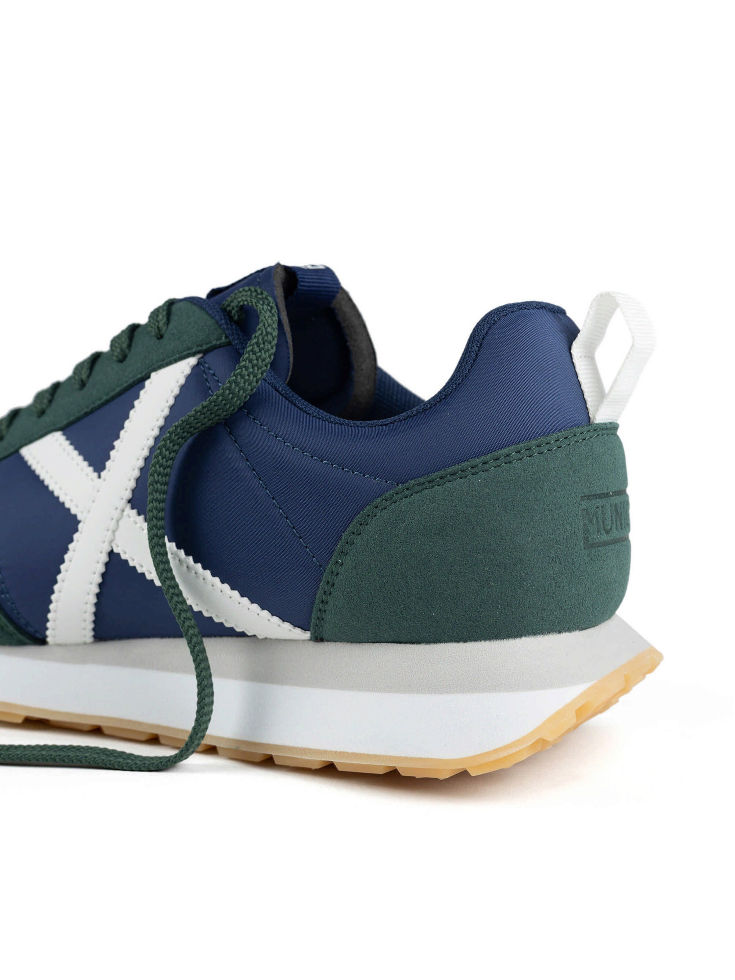 Baskets basses 'Rush' MUNICH en bleu : derrière