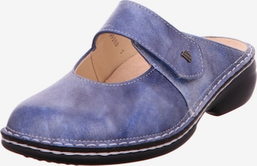 Finn Comfort Clogs in Blue: front