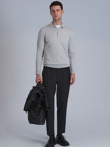 Sweat-shirt Lufian en gris