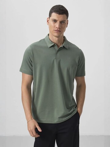 Tommy Life Shirt in Groen: voorkant