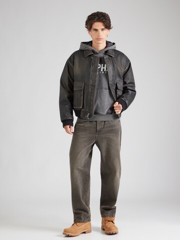 ALPHA INDUSTRIES Sweatshirt 'Stencil' i svart