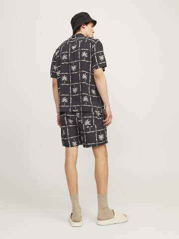 JACK & JONES Zwemshorts 'JPSTFiji' in Zwart