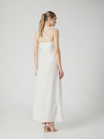 Robe de soirée 'Louisa' RÆRE by Lorena Rae en blanc