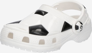 Crocs Avonaiset kengät 'Classic Soccer Ball' värissä valkoinen: etupuoli