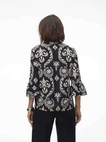 VERO MODA Blouse in Black
