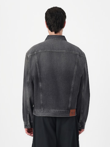 Calvin Klein Jeans Tussenjas '90S' in Zwart: terug