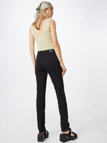 MUSTANG Slimfit Jeans 'Sissy' in Schwarz