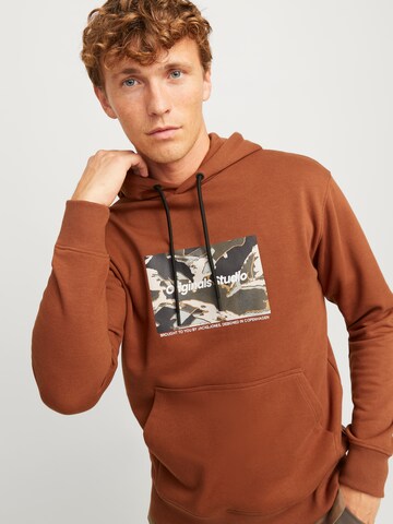 JACK & JONES - Sweatshirt 'JORVesterbro' em castanho