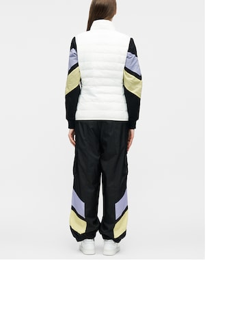 Gilet EA7 Emporio Armani en blanc