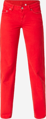 WEEKDAY Джинсы 'Arrow' в Красный: спереди